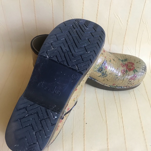 Dansko Patterned Clogs - Picture 5 of 6